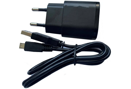 BATO Strömkontakt 220V/2Amp, kontakt och USBkabel.